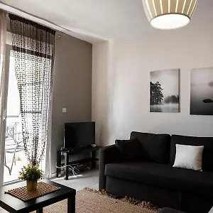 Kalvou Flat Apartament